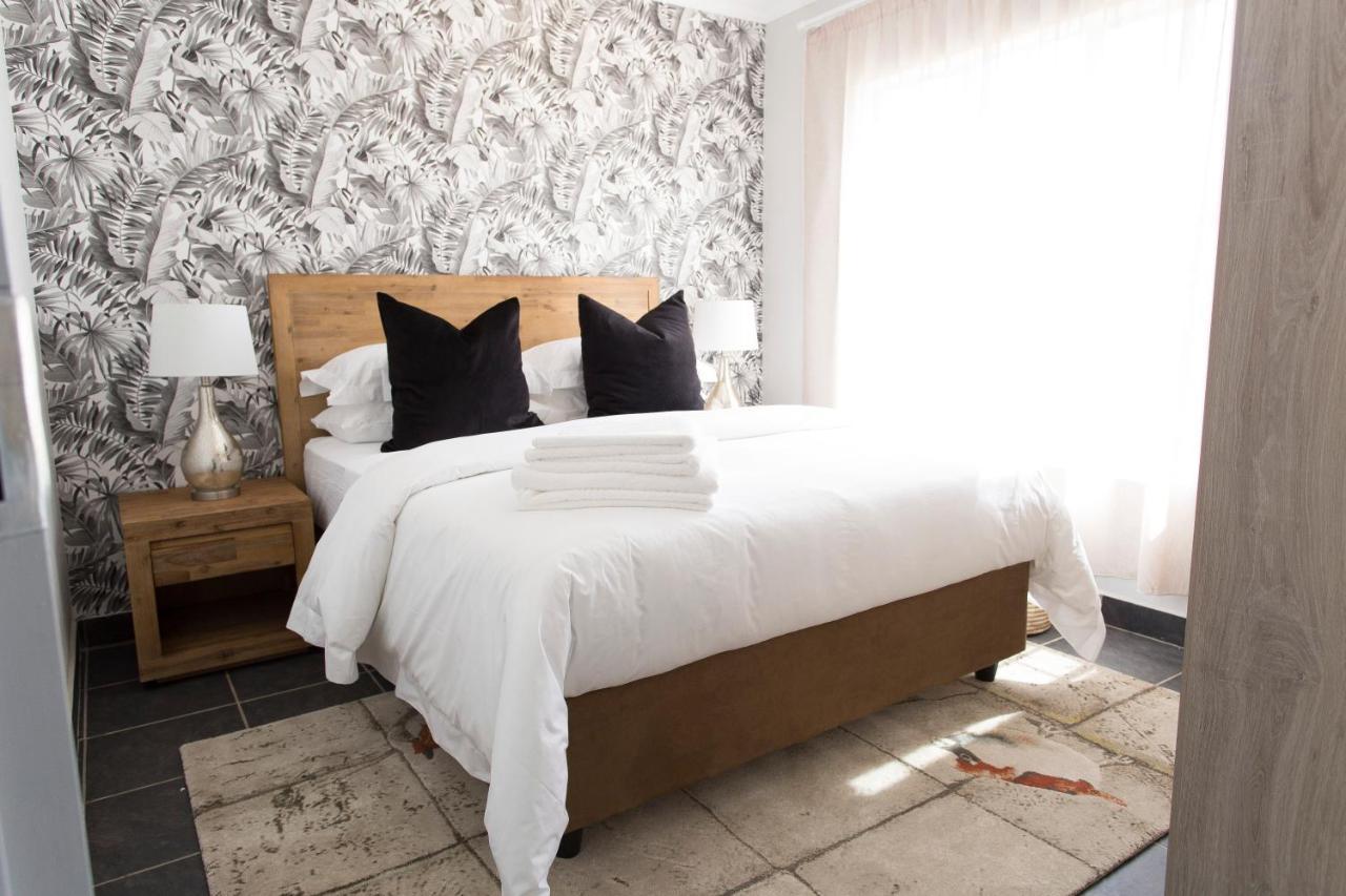 3 Lux Suites Мидделбург Экстерьер фото